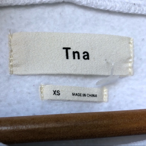 NWOT TNA Avalanche Crew Neck Sweater - Picture 4 of 8